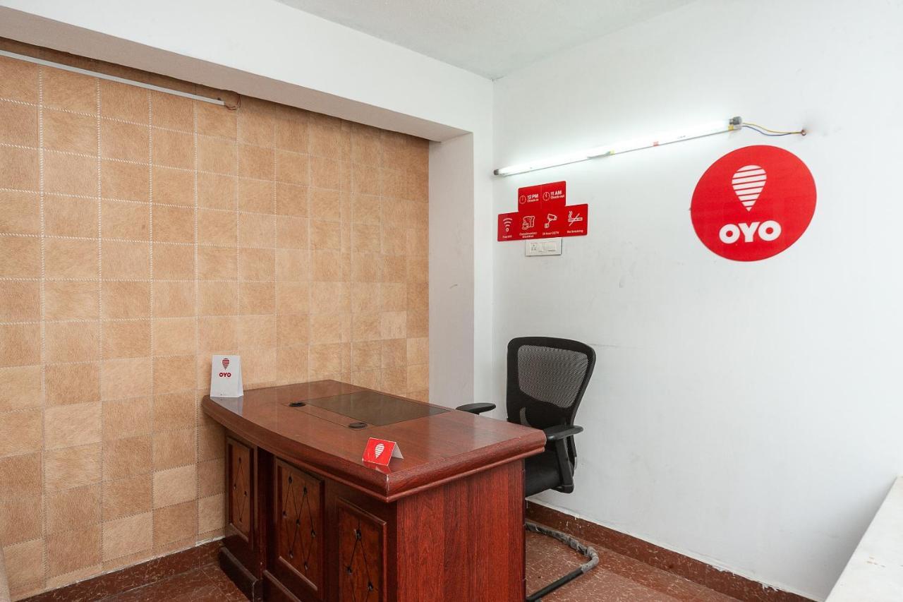 Oyo 29859 Rds Guest House Ambur Ngoại thất bức ảnh